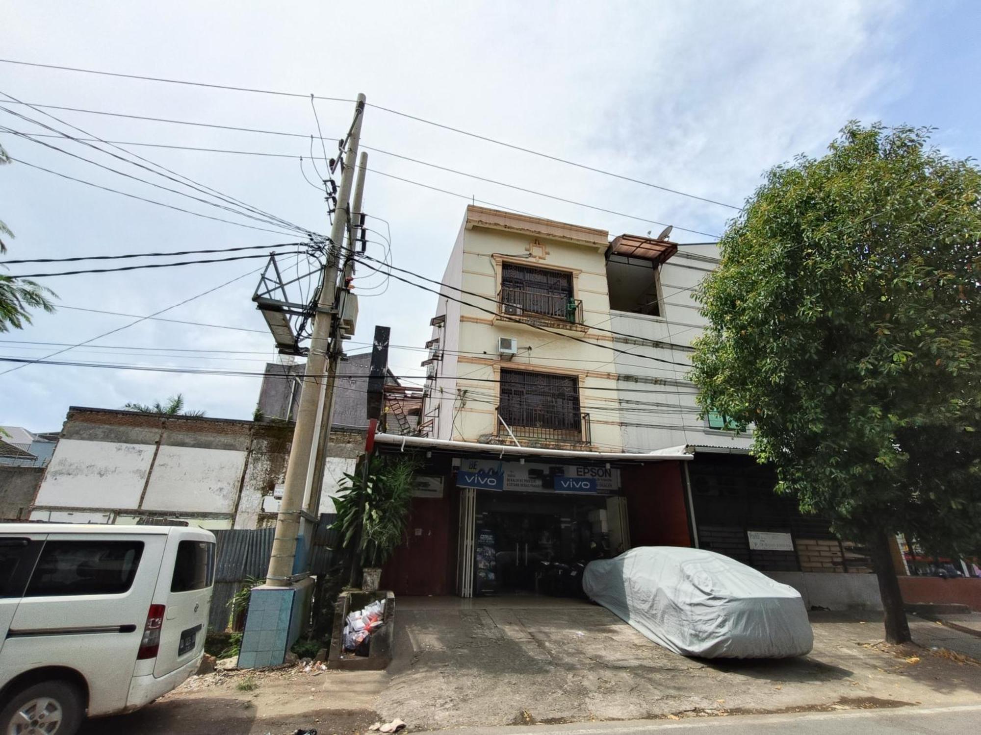 Bumi Merpati Residence Makassar Mitra Reddoorz Экстерьер фото