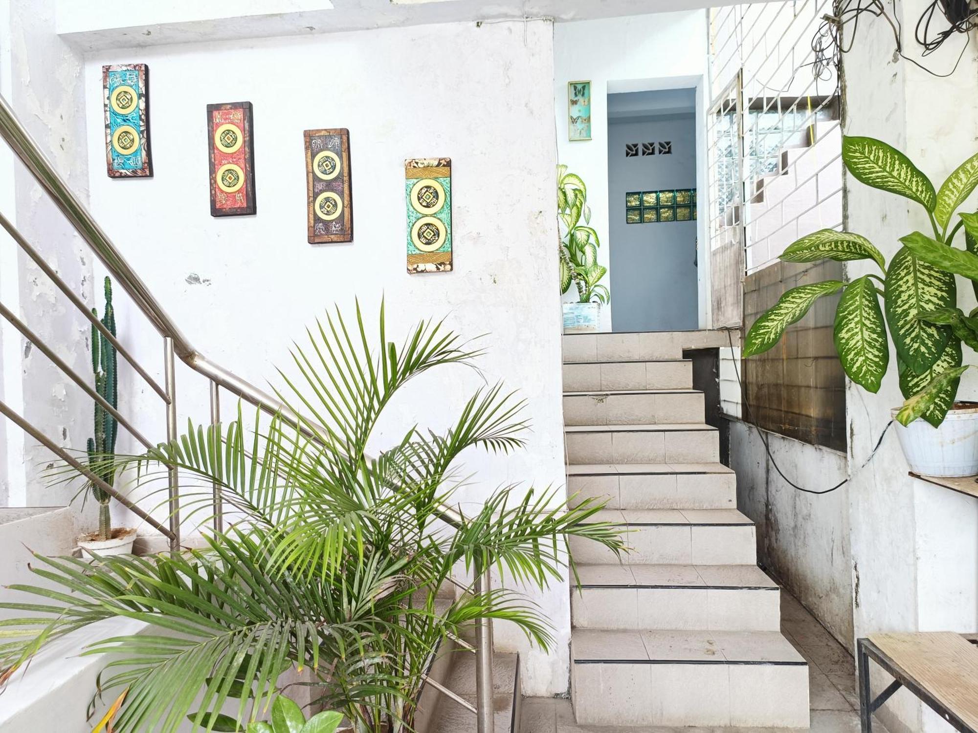 Bumi Merpati Residence Makassar Mitra Reddoorz Экстерьер фото